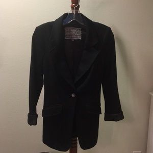Stylish Guess Blazer